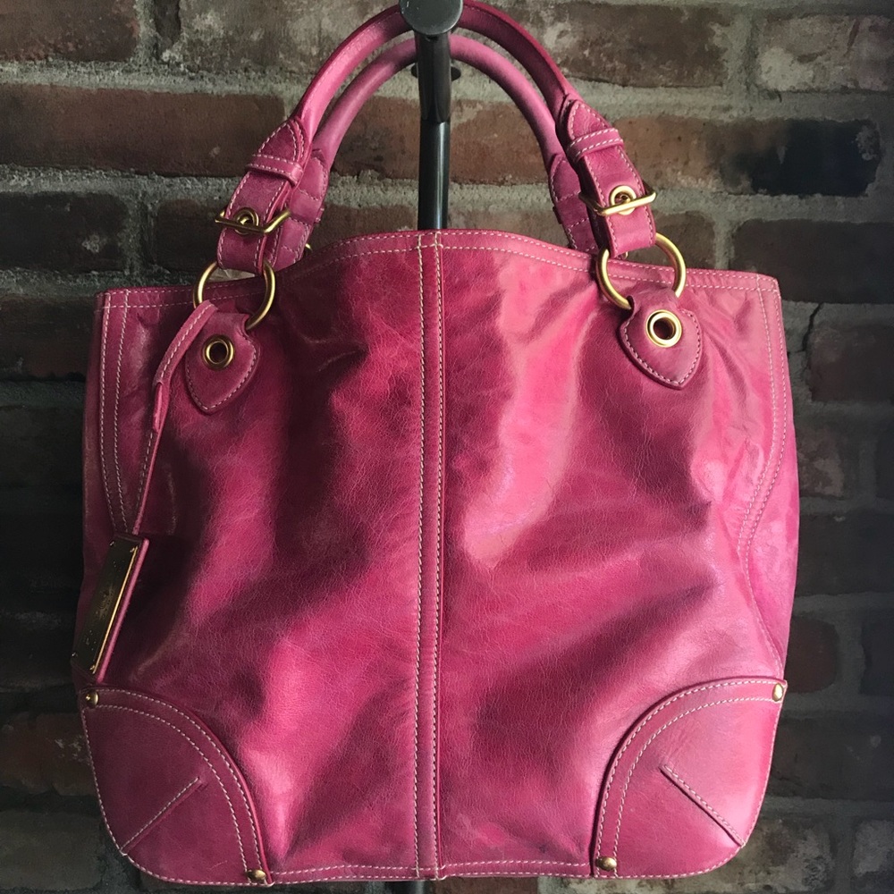 The original Car Shoe pink leather purse